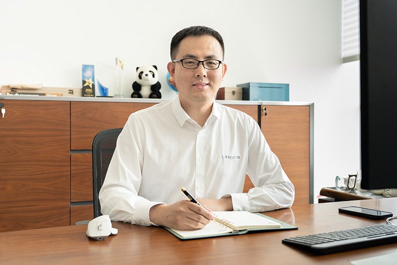 LANDU-sales-manager-service