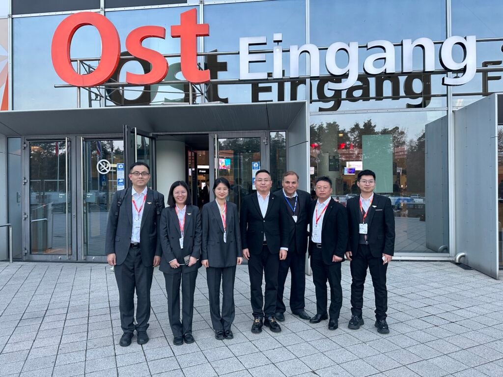 Novastar-Європейська-виставка-лакових матеріалів-ECS-2025